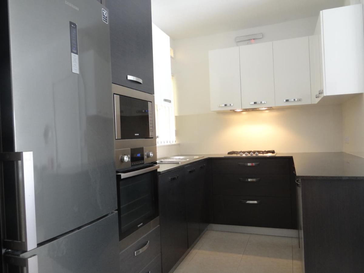 Modern Two Bedroom Sea View Apartment マルサスカーラ エクステリア 写真