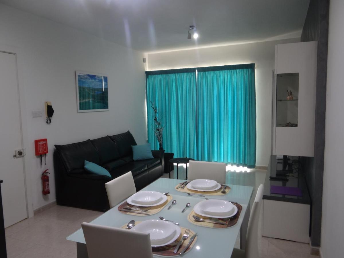 Modern Two Bedroom Sea View Apartment マルサスカーラ エクステリア 写真