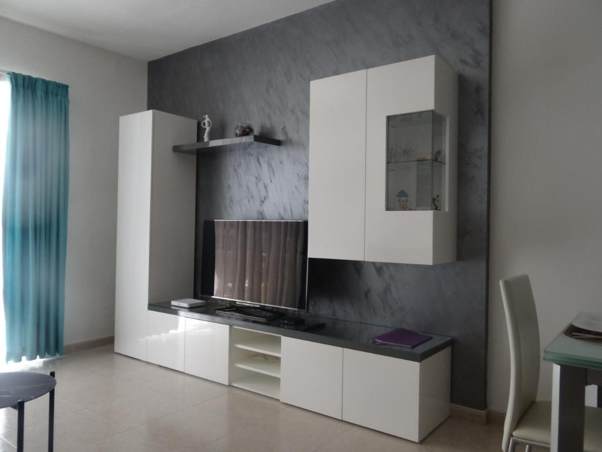 Modern Two Bedroom Sea View Apartment マルサスカーラ エクステリア 写真